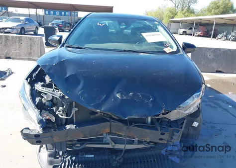 2019 Toyota Corolla Le из США, поврежденный, VIN 5YFBURHE0KP915537